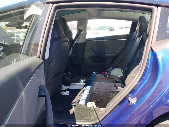 2025 TESLA MODEL 3 5YJ3E1EA0SF930877 Photo 7