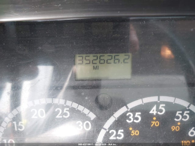 1FVACWDT2EHFM5989 Freightliner Cummins Isb
