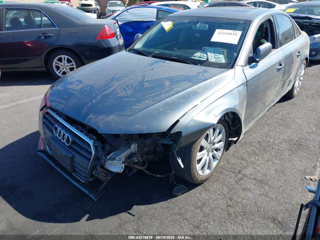 2013 AUDI A4 WAUAFAFL3DN048981 Photo 1
