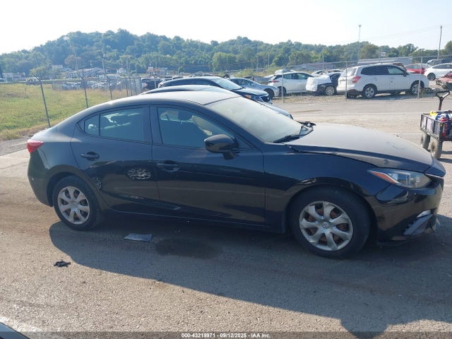 Mazda pe 2015 3MZBM1U76FM153530 Image 13