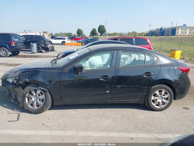 Mazda pe 2015 3MZBM1U76FM153530 Image 14
