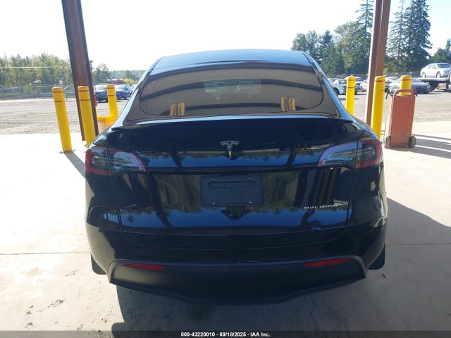 7SAYGAEE4PF932404 Tesla Model Y