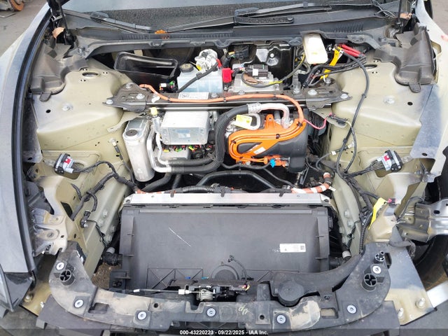 2024 TESLA MODEL 3 5YJ3E1EA5RF748506 Photo 9