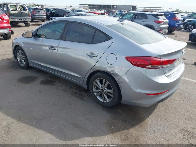 5NPD84LFXHH121134 Hyundai Elantra
