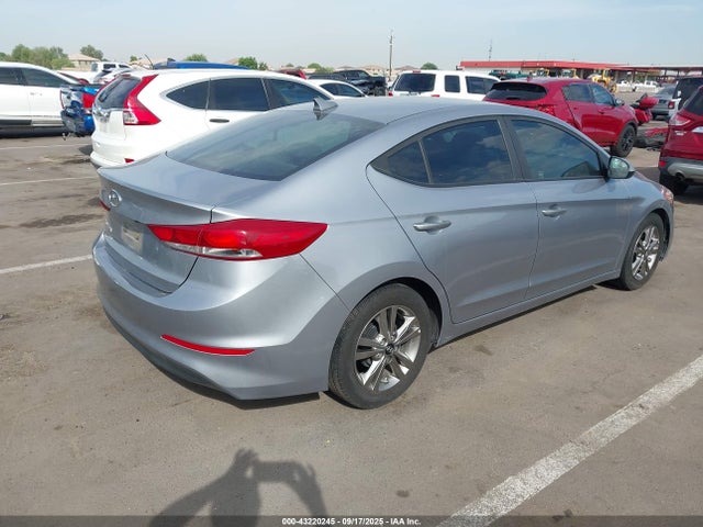 5NPD84LFXHH121134 Hyundai Elantra