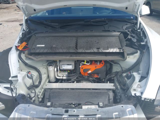 2024 TESLA MODEL Y 7SAYGDEE1RA269794 Photo 9