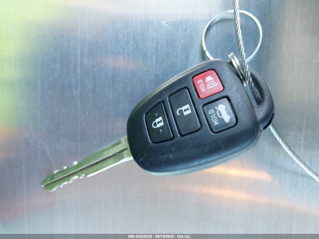 Toyota 2zr-fe 2019 2T1BURHE3KC188247 Image 11