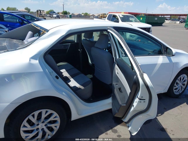 Toyota 2zr-fe 2019 2T1BURHE3KC188247 Image 8