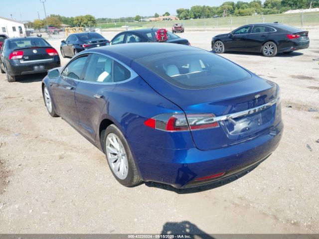 2019 TESLA MODEL S 5YJSA1E43KF330162 Photo 2