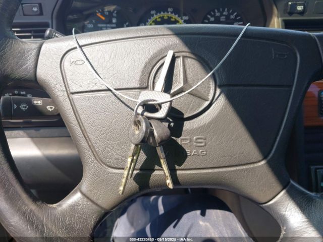 1992 MERCEDES-BENZ 190 WDBDA29D4NF945536 Photo 10