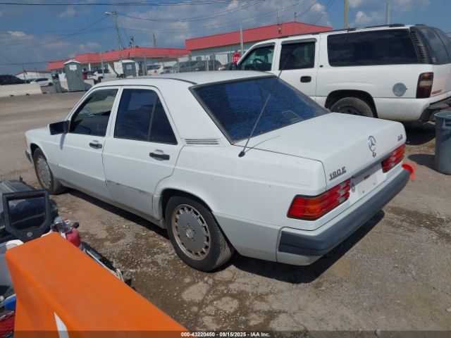 1992 MERCEDES-BENZ 190 WDBDA29D4NF945536 Photo 2