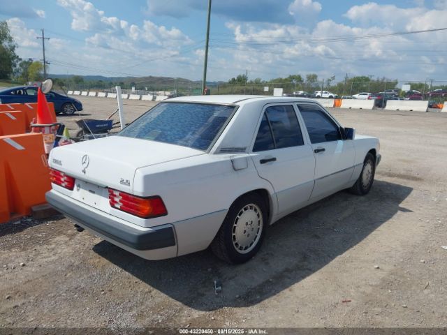 1992 MERCEDES-BENZ 190 WDBDA29D4NF945536 Photo 3