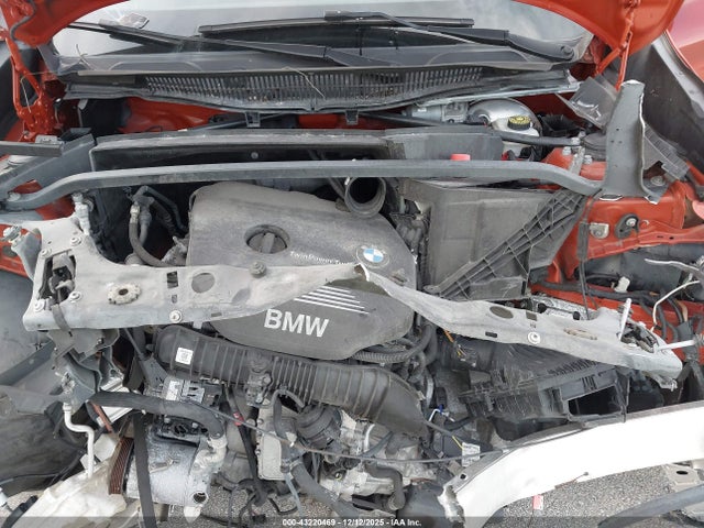 2018 BMW X1 WBXHU7C38J5H43862 Photo 9