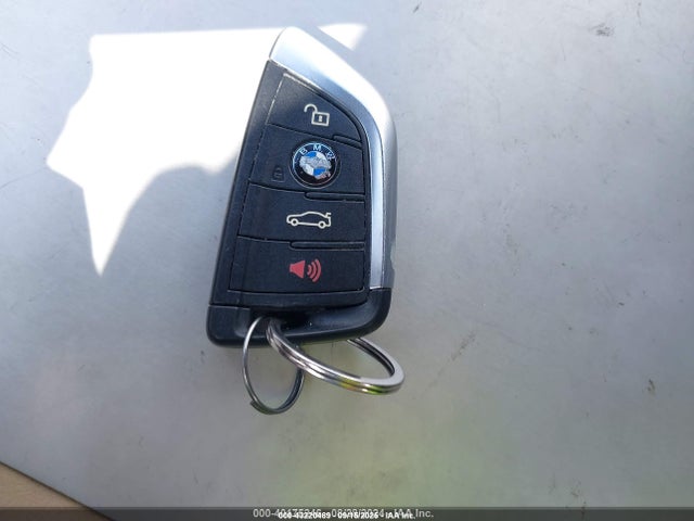 2018 BMW X1 WBXHU7C38J5H43862 Photo 10