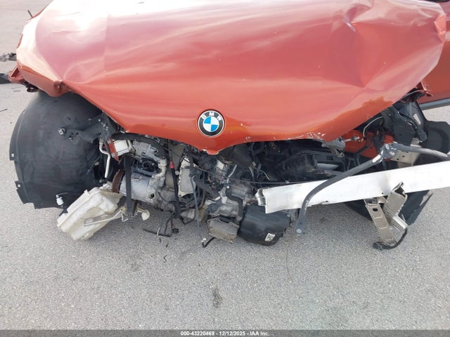 2018 BMW X1 WBXHU7C38J5H43862 Photo 5