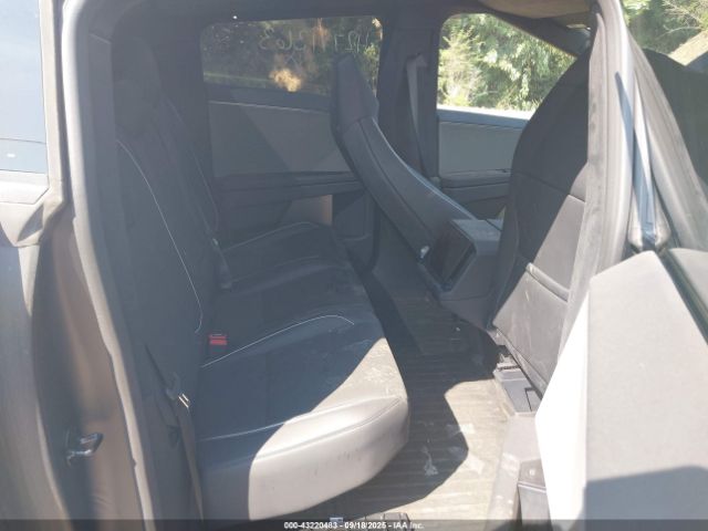 2024 TESLA CYBERTRUCK 7G2CEHEE3RA025243 Photo 7