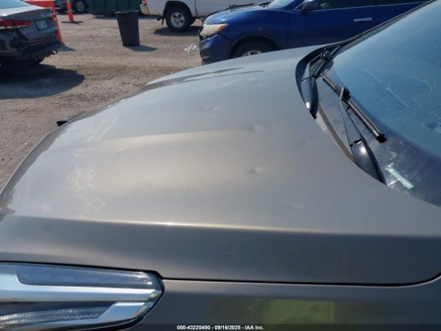 2017 CADILLAC XT5 1GYKNBRS8HZ267561 Photo 5