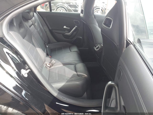 W1K5J4GB0LN091138 Mercedes-Benz m260
