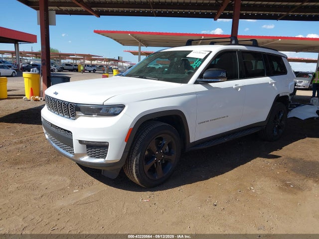 1C4RJKBG9M8200117 Jeep GRAND CHEROKEE L