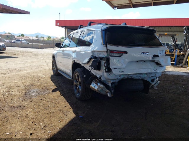 1C4RJKBG9M8200117 Jeep GRAND CHEROKEE L