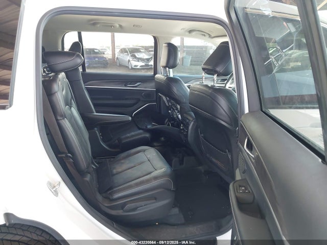 1C4RJKBG9M8200117 Jeep GRAND CHEROKEE L