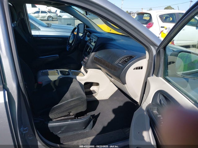 2C4RDGCG4FR733745 Dodge Grand Caravan