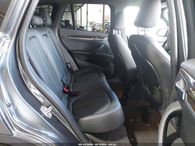 WBXHT3C38H5F69085 BMW 2017