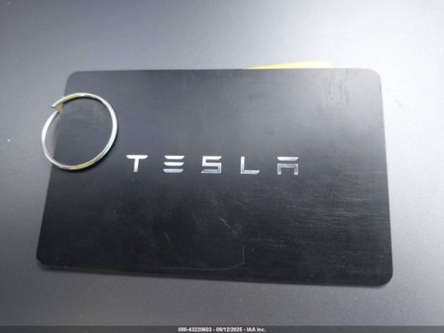 2021 TESLA MODEL Y 5YJYGAEE7MF179038 Photo 10