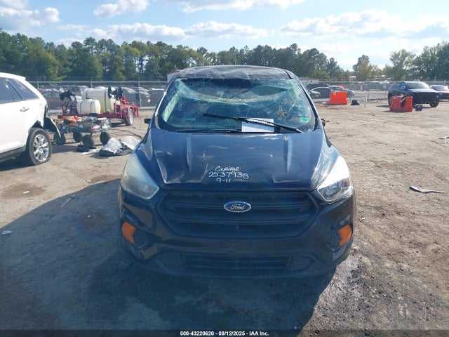 1FMCU0F7XHUA18642 Ford 2.5l i-vct