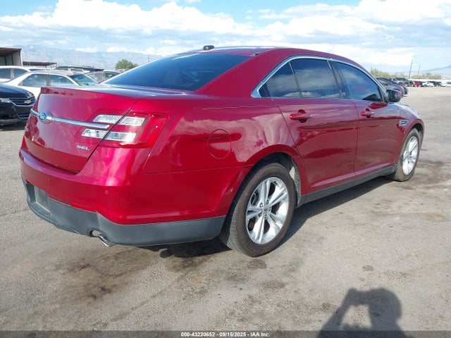 Ford Taurus 2014 1FAHP2E8XEG178334 Image 4
