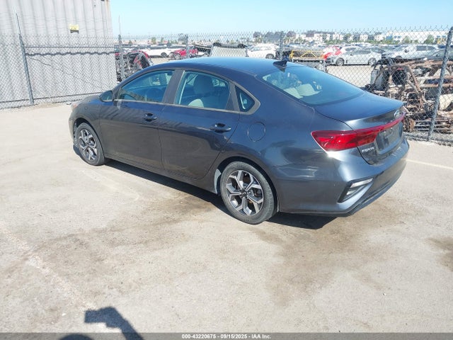 3KPF24AD1KE109011 KIA mpi nu