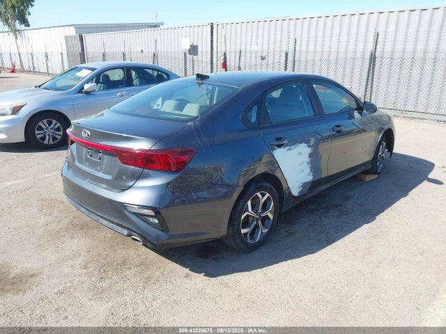 3KPF24AD1KE109011 KIA mpi nu
