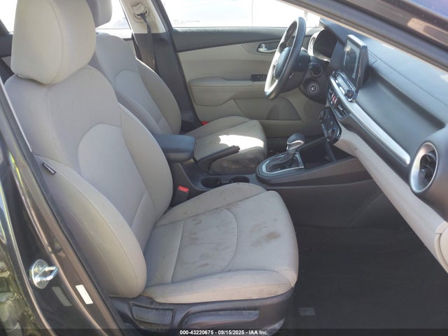 3KPF24AD1KE109011 KIA mpi nu