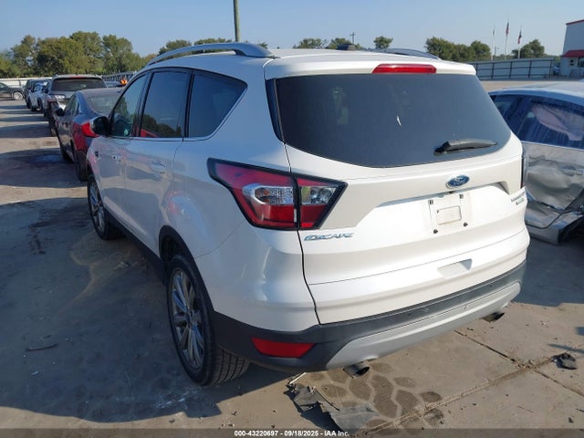 Продажа на аукционе авто 2017 Ford Escape Titanium, vin: 1FMCU9JD0HUD84692, номер лота: 43220697
