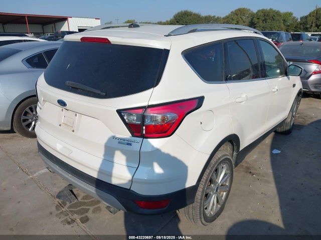 Продажа на аукционе авто 2017 Ford Escape Titanium, vin: 1FMCU9JD0HUD84692, номер лота: 43220697