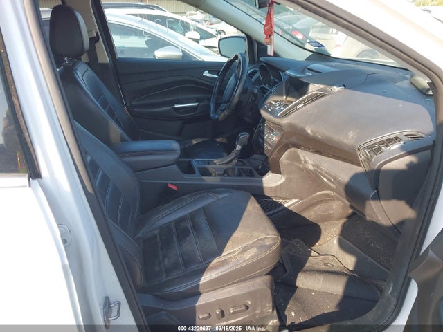 Продажа на аукционе авто 2017 Ford Escape Titanium, vin: 1FMCU9JD0HUD84692, номер лота: 43220697