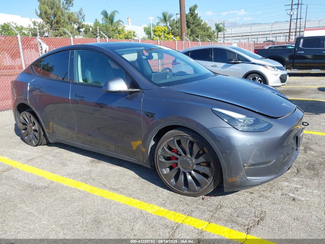 2022 TESLA MODEL Y 7SAYGDEF5NF544248 Photo 0