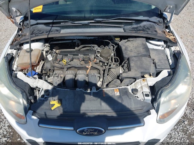 Продажа на аукционе авто 2014 Ford Focus Se, vin: 1FADP3K24EL327400, номер лота: 43220720