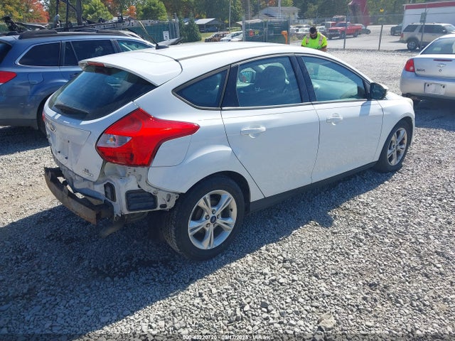 Продажа на аукционе авто 2014 Ford Focus Se, vin: 1FADP3K24EL327400, номер лота: 43220720