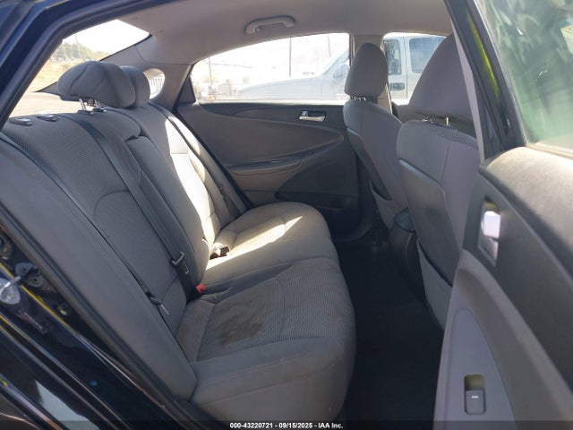 Hyundai gamma 2014 5NPEB4AC2EH811499 Image 8