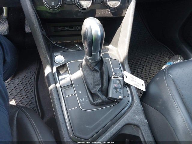 Volkswagen 2018 2018 3VV3B7AX5JM161861 Image 11