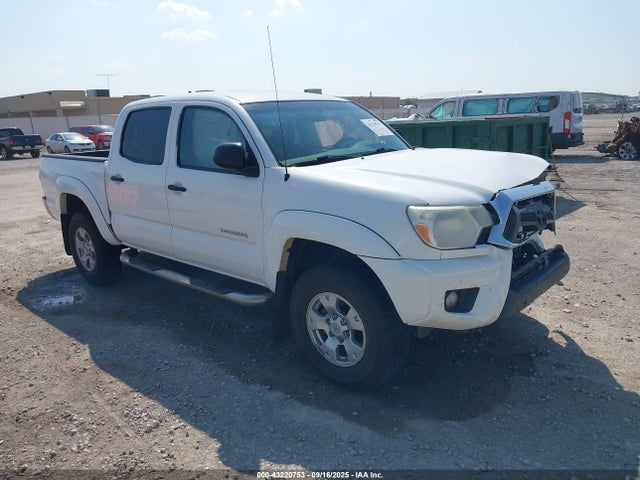 Toyota Tacoma Base V6 2015 3TMLU4EN3FM194168 main image