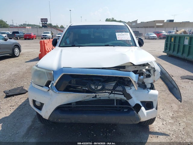 Toyota Tacoma Base V6 2015 3TMLU4EN3FM194168 Image 12
