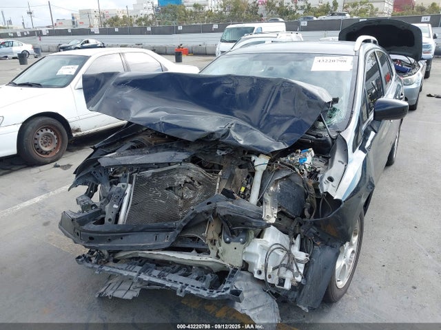 4S3GTAD65J3747930 Subaru Impreza