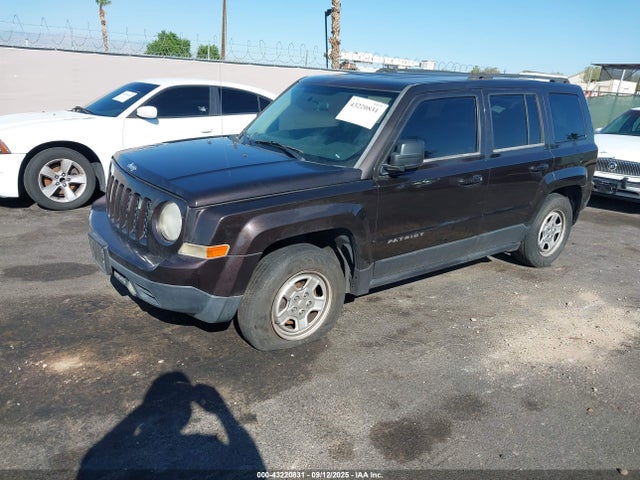 Jeep Patriot 2014 1C4NJPBBXED793589 Image 2