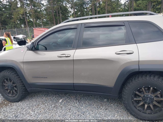 1C4PJMBS7HW609354 Jeep Cherokee