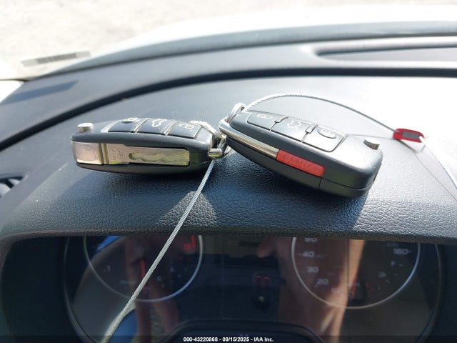2016 AUDI A3 WAUB8GFF3G1005460 Photo 10