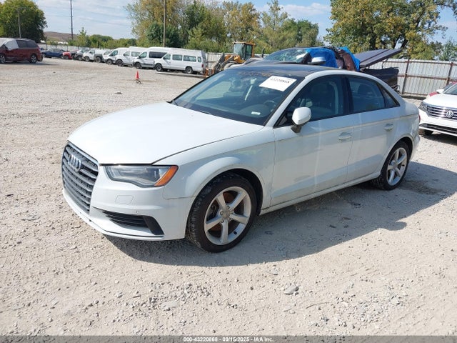 2016 AUDI A3 WAUB8GFF3G1005460 Photo 1