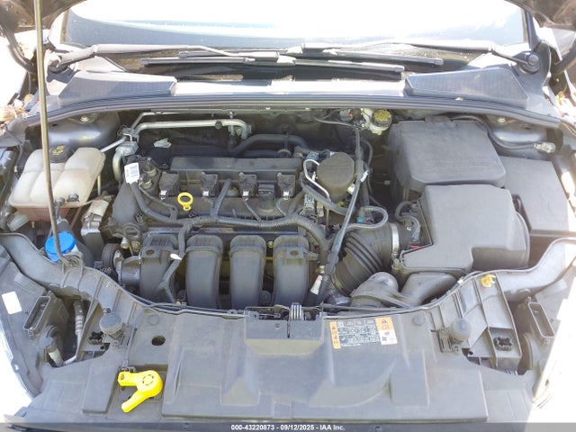 Ford Focus 2015 1FADP3F25FL218200 Image 10