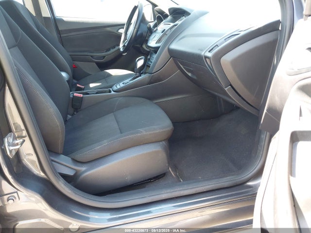Ford Focus 2015 1FADP3F25FL218200 Image 5
